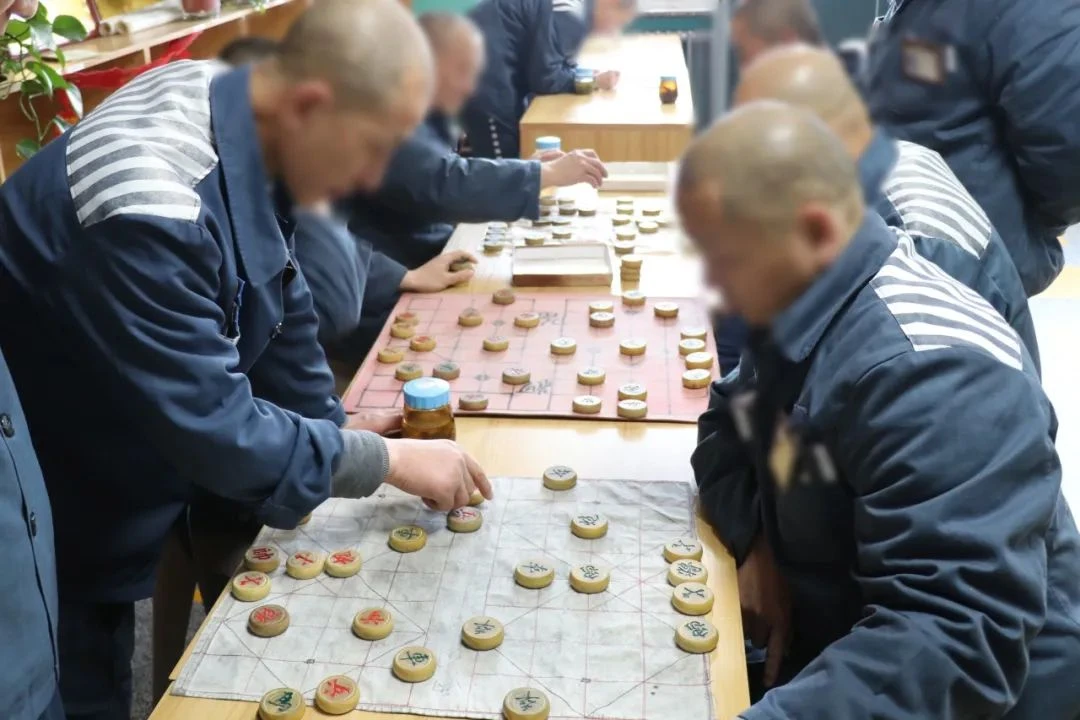 图片[8]-【甘肃省兰州监狱】狱园年味浓——温情与希望交织的特殊时刻-家书速递|在线寄信|网上寄信|寄信软件|监狱寄信|看守所寄信