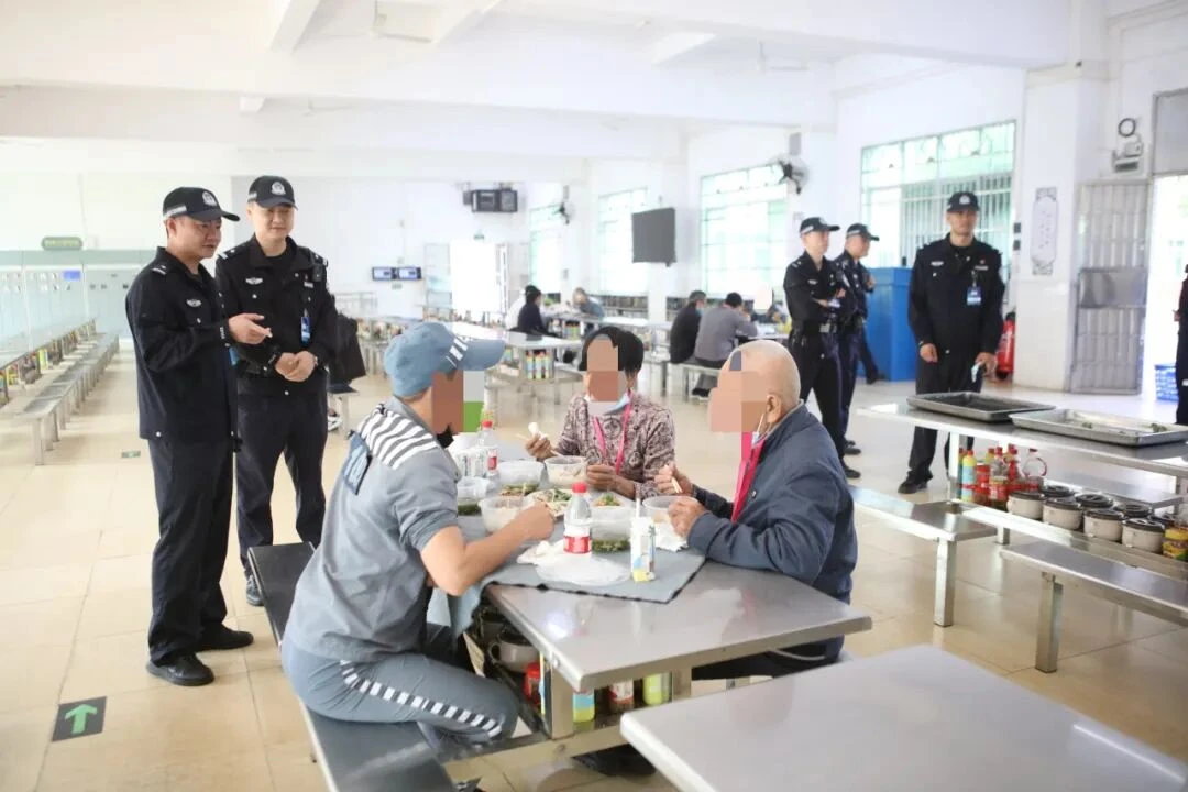 图片[18]-相逢释念 餐聚向善——海南省美兰监狱举行面对面会见及亲情会餐活动-家书速递|在线寄信|网上寄信|寄信软件|监狱寄信|看守所寄信