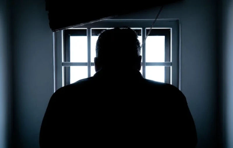 图片[2]-父母有案底，孩子上学就业真会受影响吗？答案可能和你想的不一样-家书速递|在线寄信|网上寄信|寄信软件|监狱寄信|看守所寄信